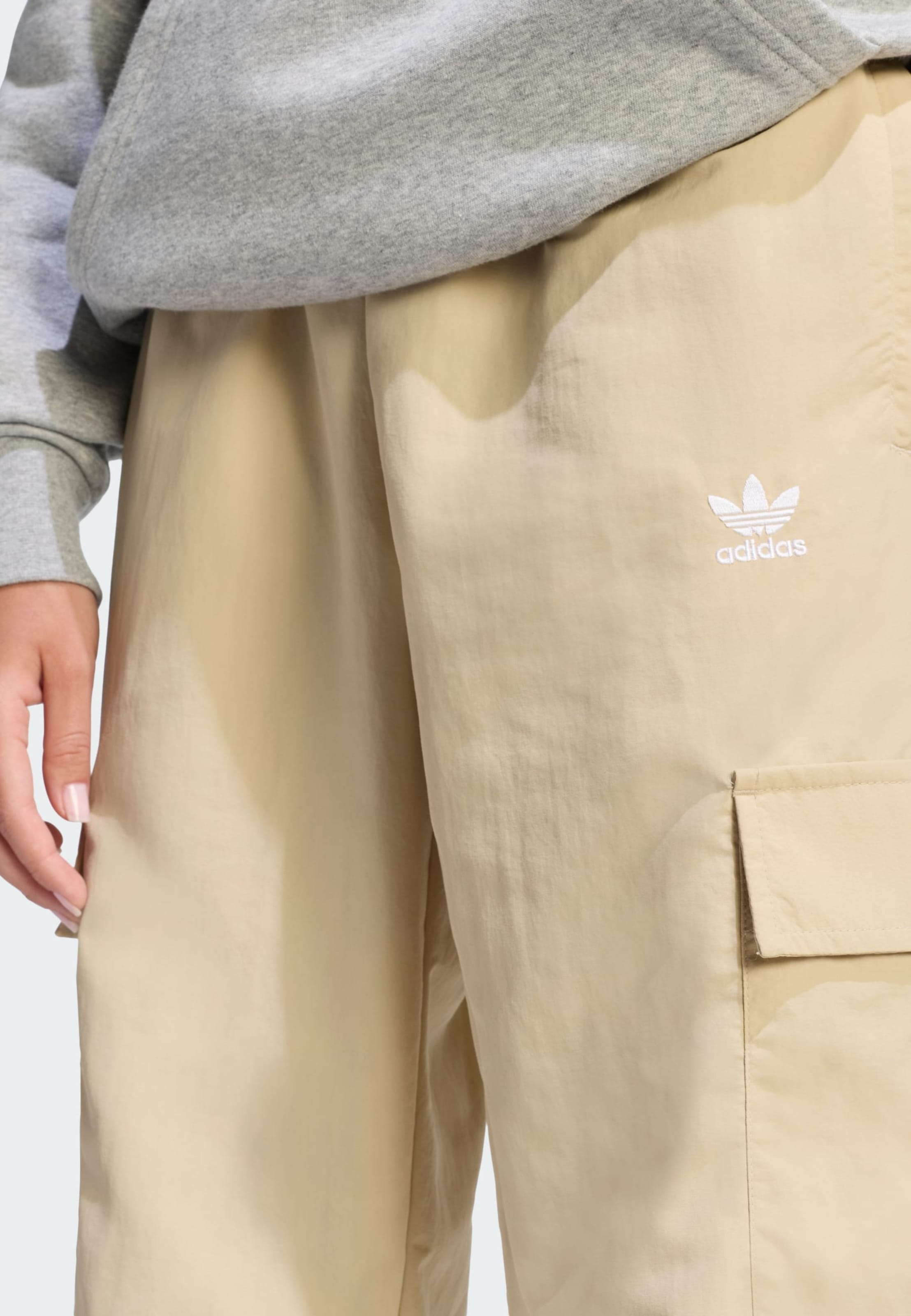 Adidas Originals Брюки Regular бежевого цвета — фото 4