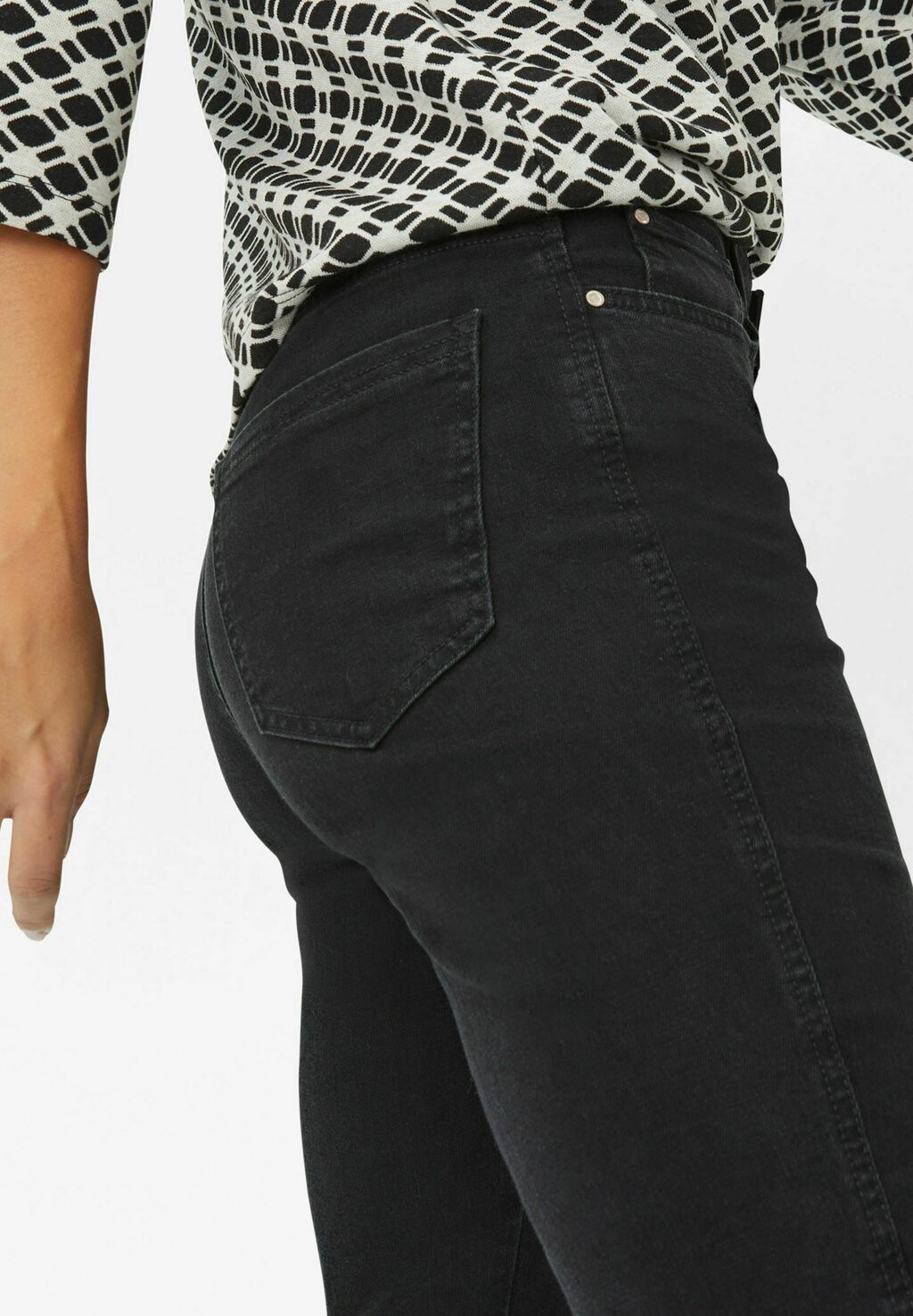 

Джинсы Bootcut STYLE MARY BRAX, черный