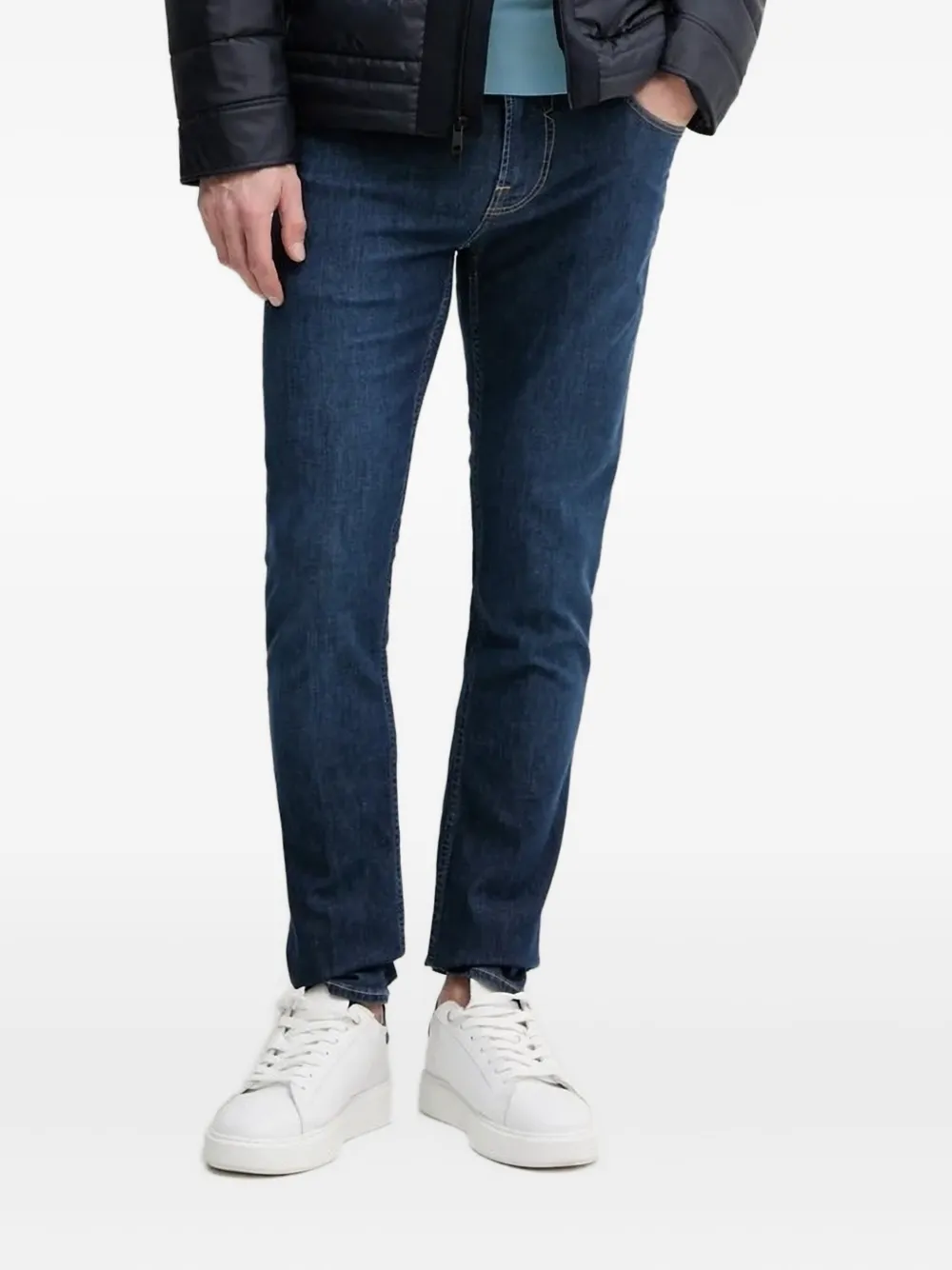 

Джинсы Chris с треугольным логотипом GUESS USA, синий