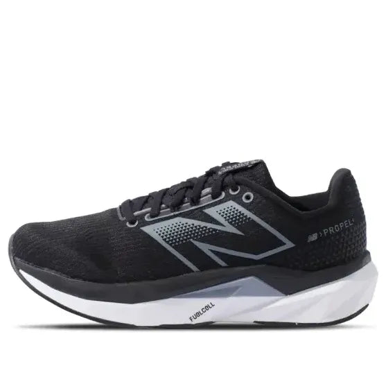 

Кроссовки fuelcell propel v5 New Balance, черный