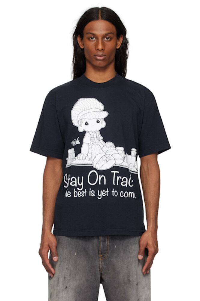 

Футболка Navy Precious Moments «Stay On Track» Online Ceramics