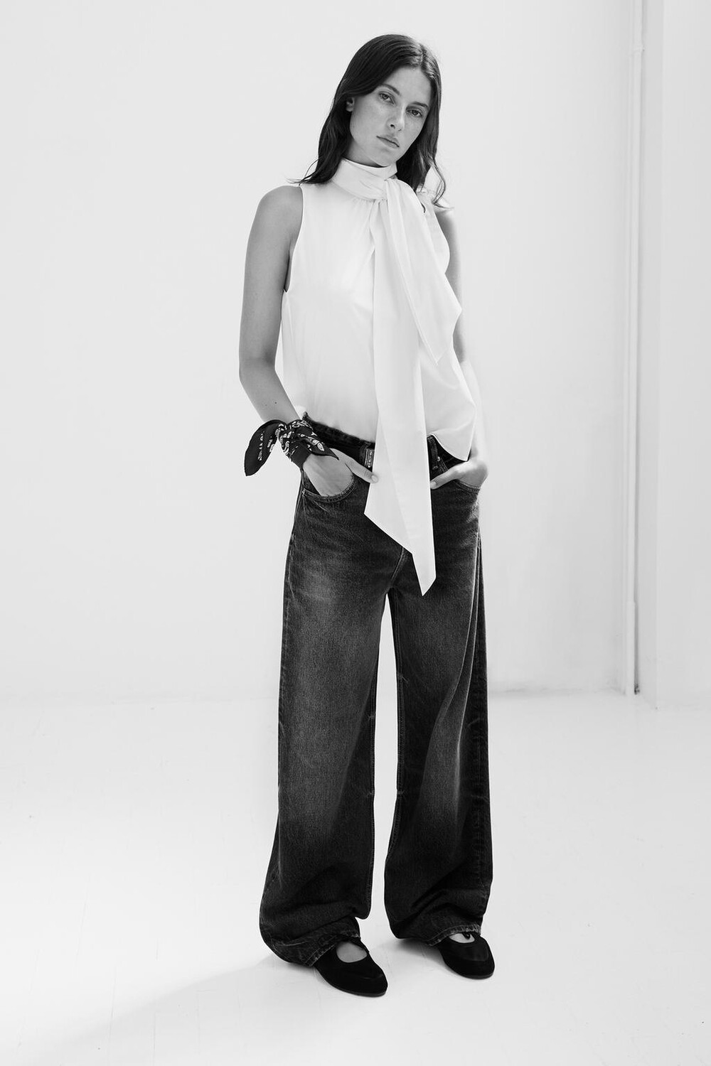 

Топ из ткани габардина с бантом ZARA, белый
