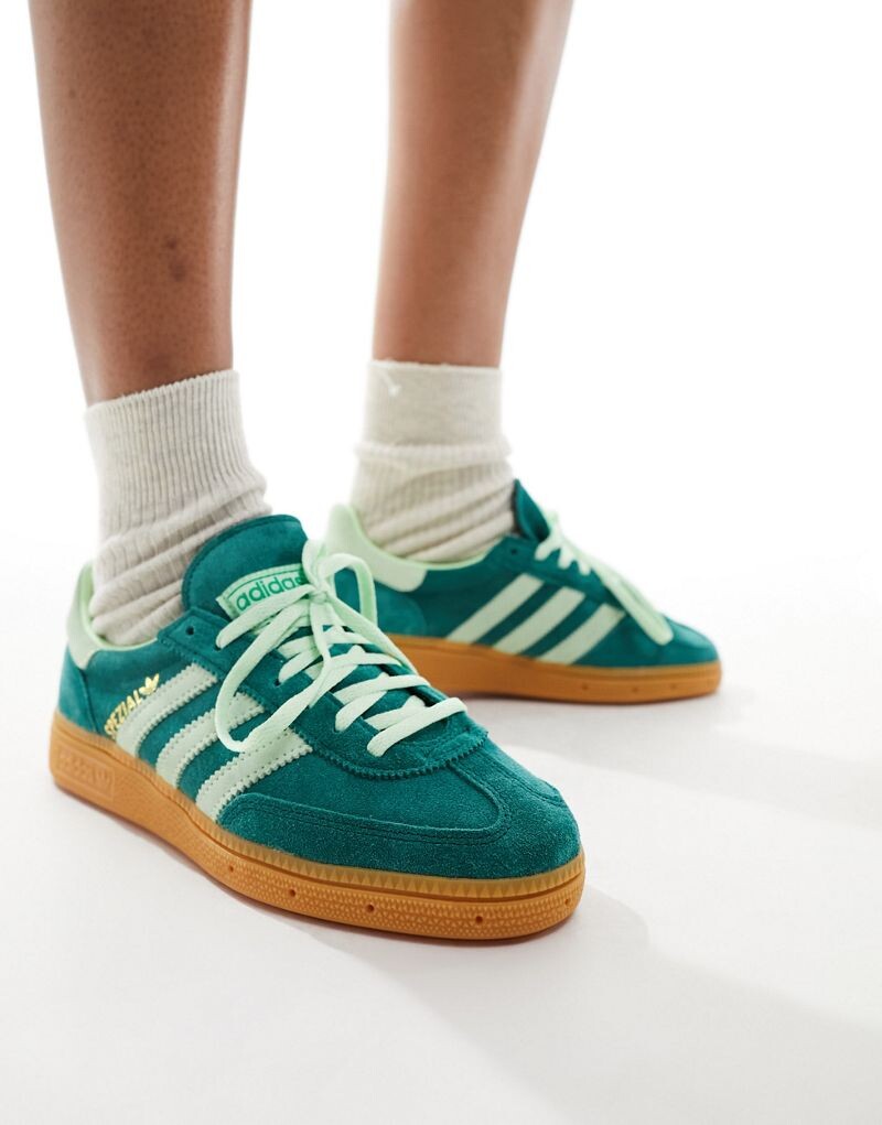 Зеленые кроссовки adidas Handball Spezial с резиновой подошвой