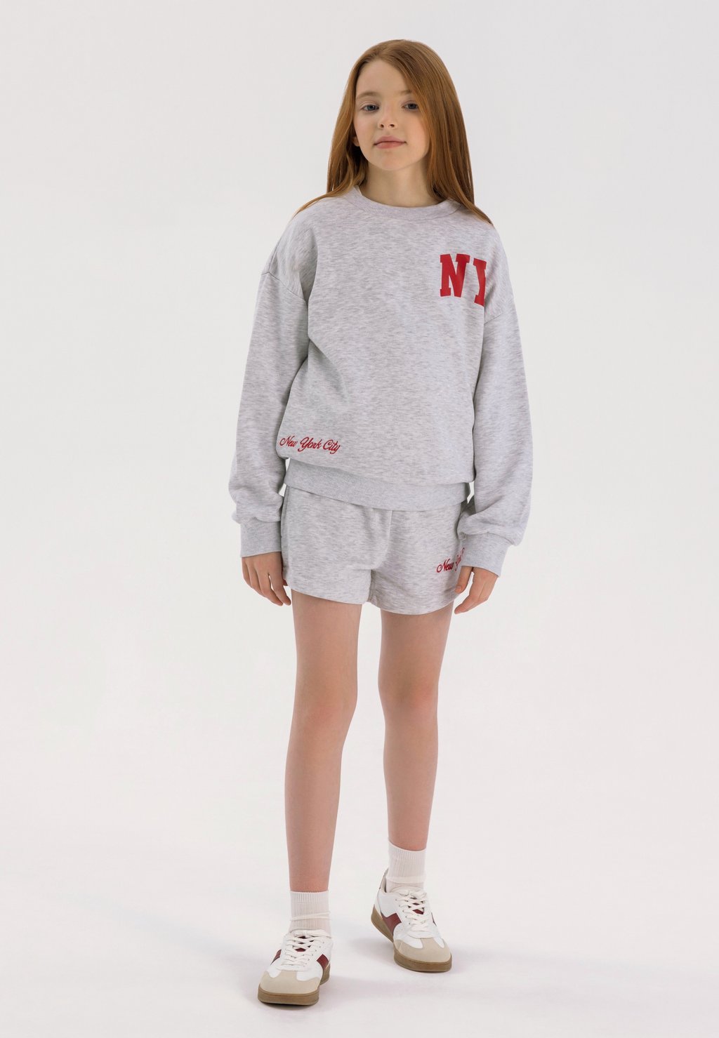 

Толстовка CREW NECK AND SHORT SET MINOTI, пятнистый серый