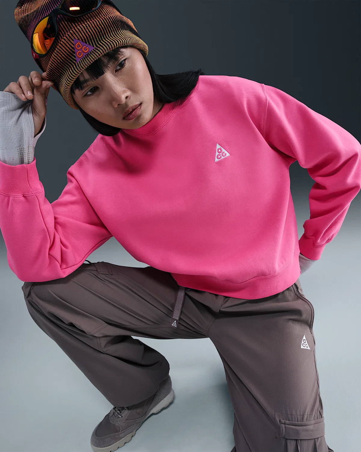 Женская флисовая кофта Nike ACG "Tuff Fleece" Therma-FIT с круглым вырезом, Pinksicle/Summit White — фото 3