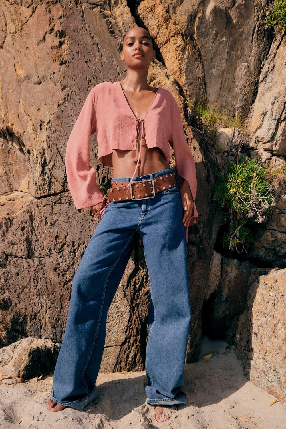 

Струящаяся рубашка на завязках ZARA, бледно-розовый