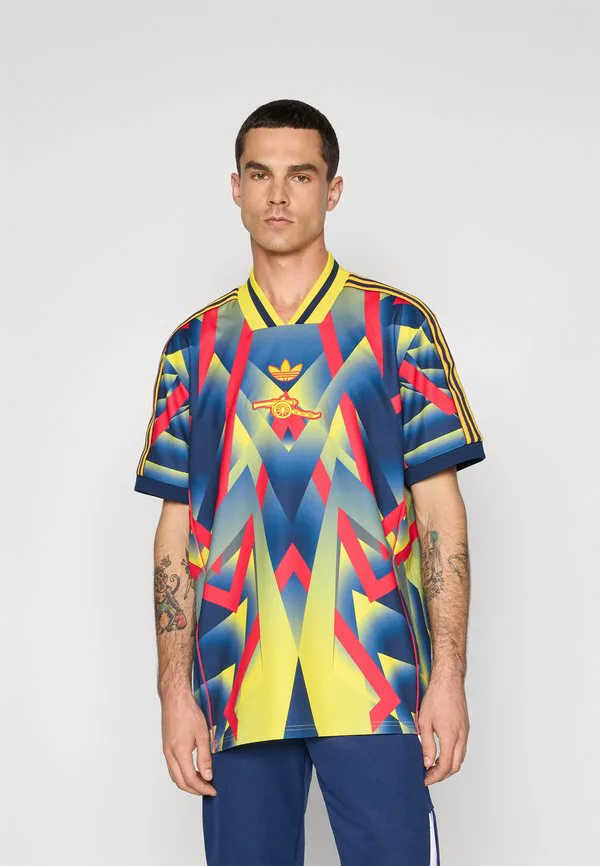 Футболка «арсенал» в стиле lifestyle, клубная одежда Adidas Performance, Yellow/Pure Ruby/Night Indigo