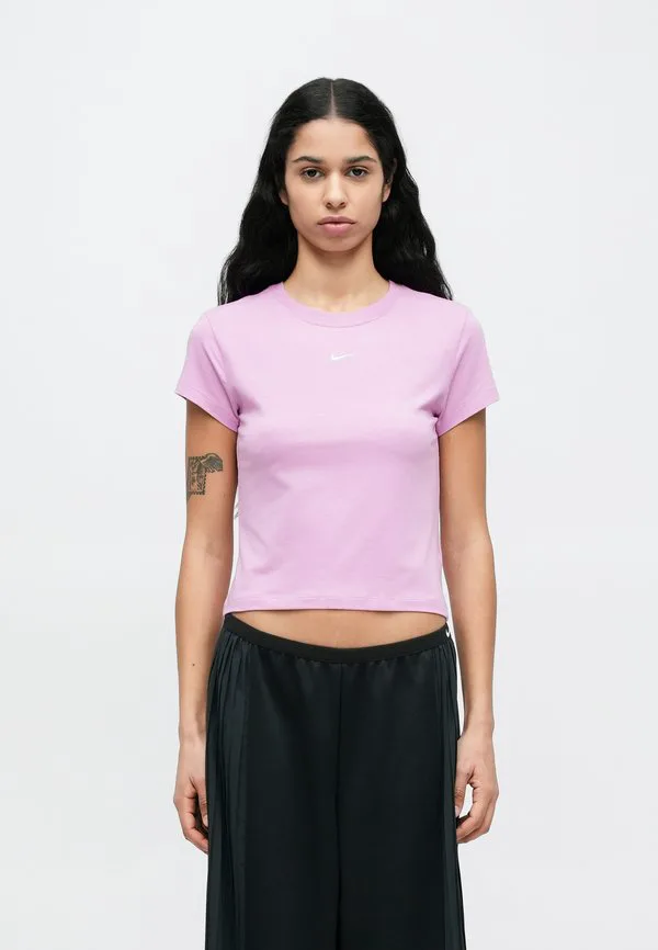 Простая футболка Nike Sportswear, Magenta — фото 4