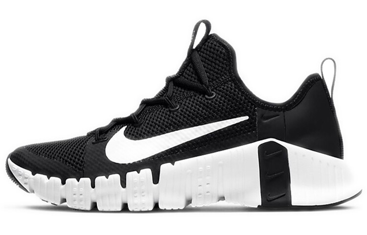 

Женские тренировочные кроссовки Nike Free Metcon