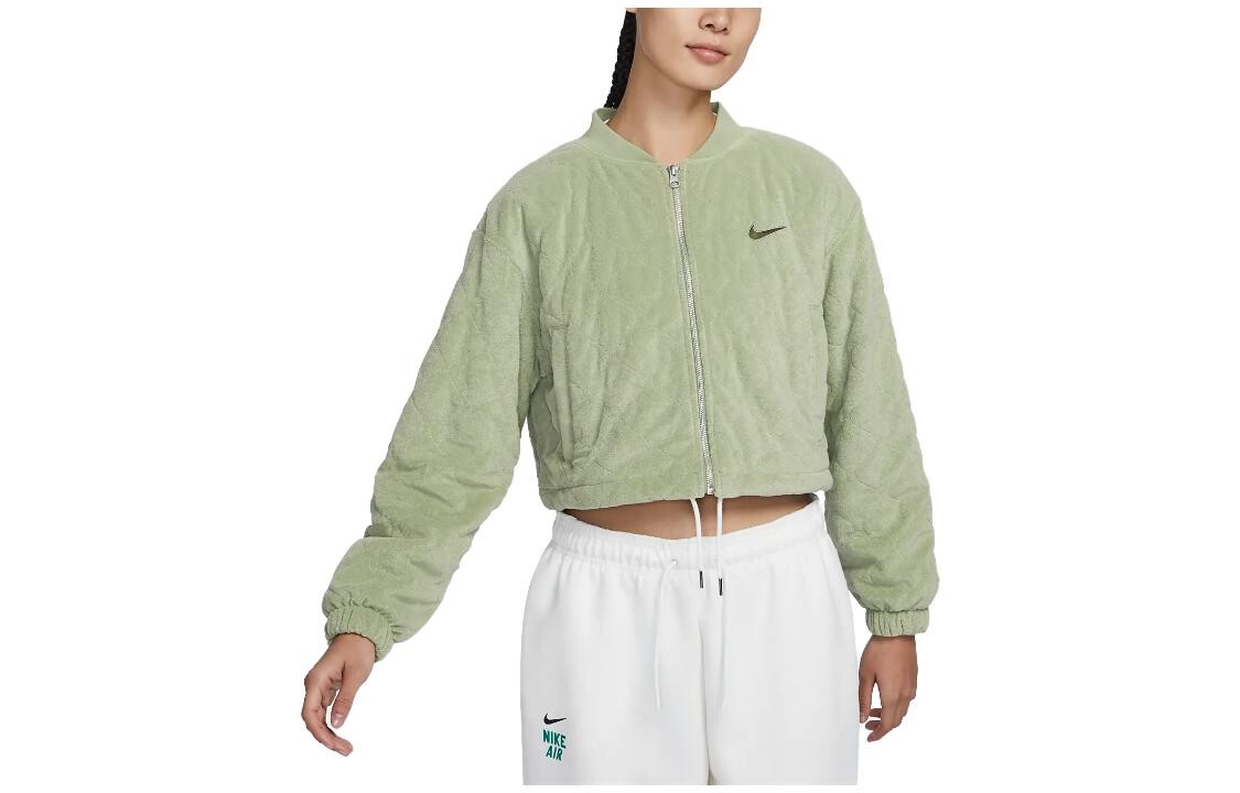 

Куртка женская зеленая Nike