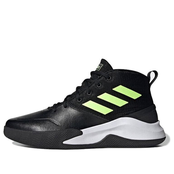 

Кроссовки владеют игрой Adidas, черный