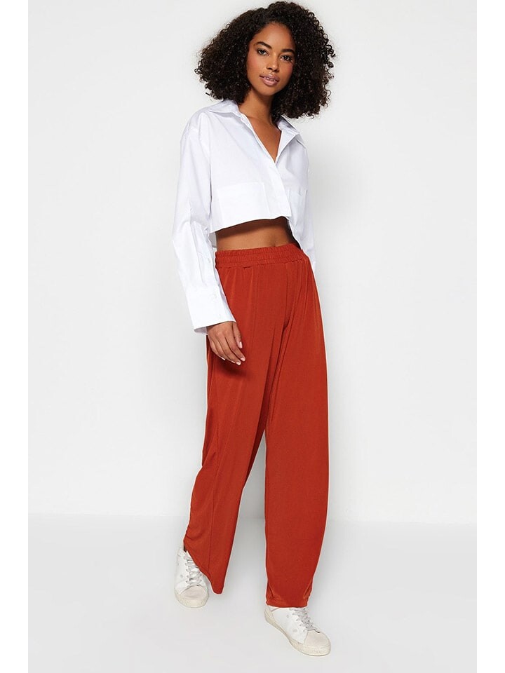 

Тканевые брюки trendyol Hose, красный