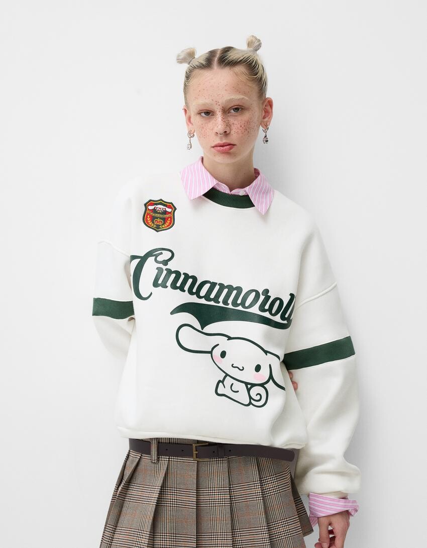 

Толстовка с принтом cinnamoroll Bershka, бежевый