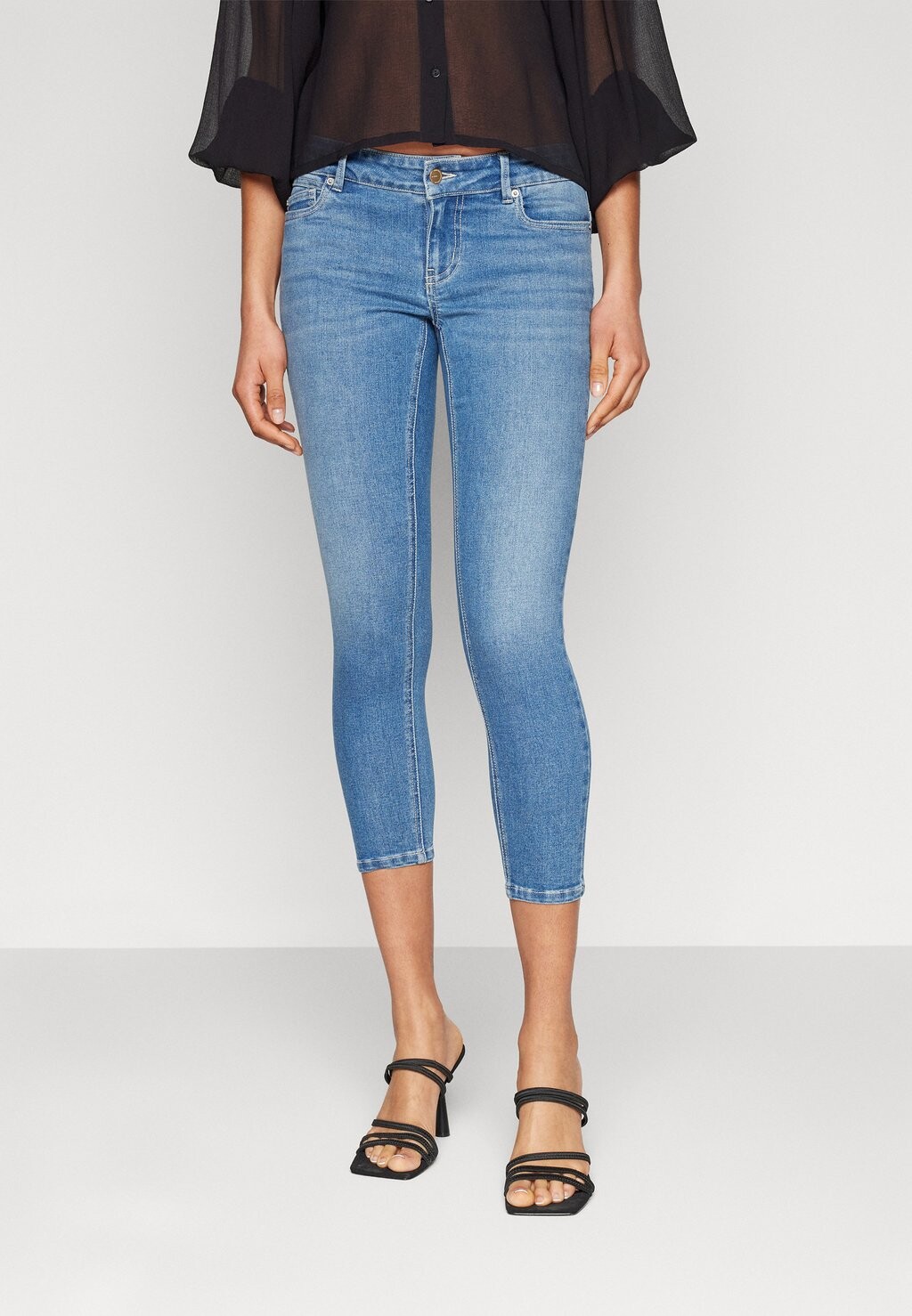 

Джинсы Skinny Fit Vmsylvia Vero Moda, цвет medium blue denim