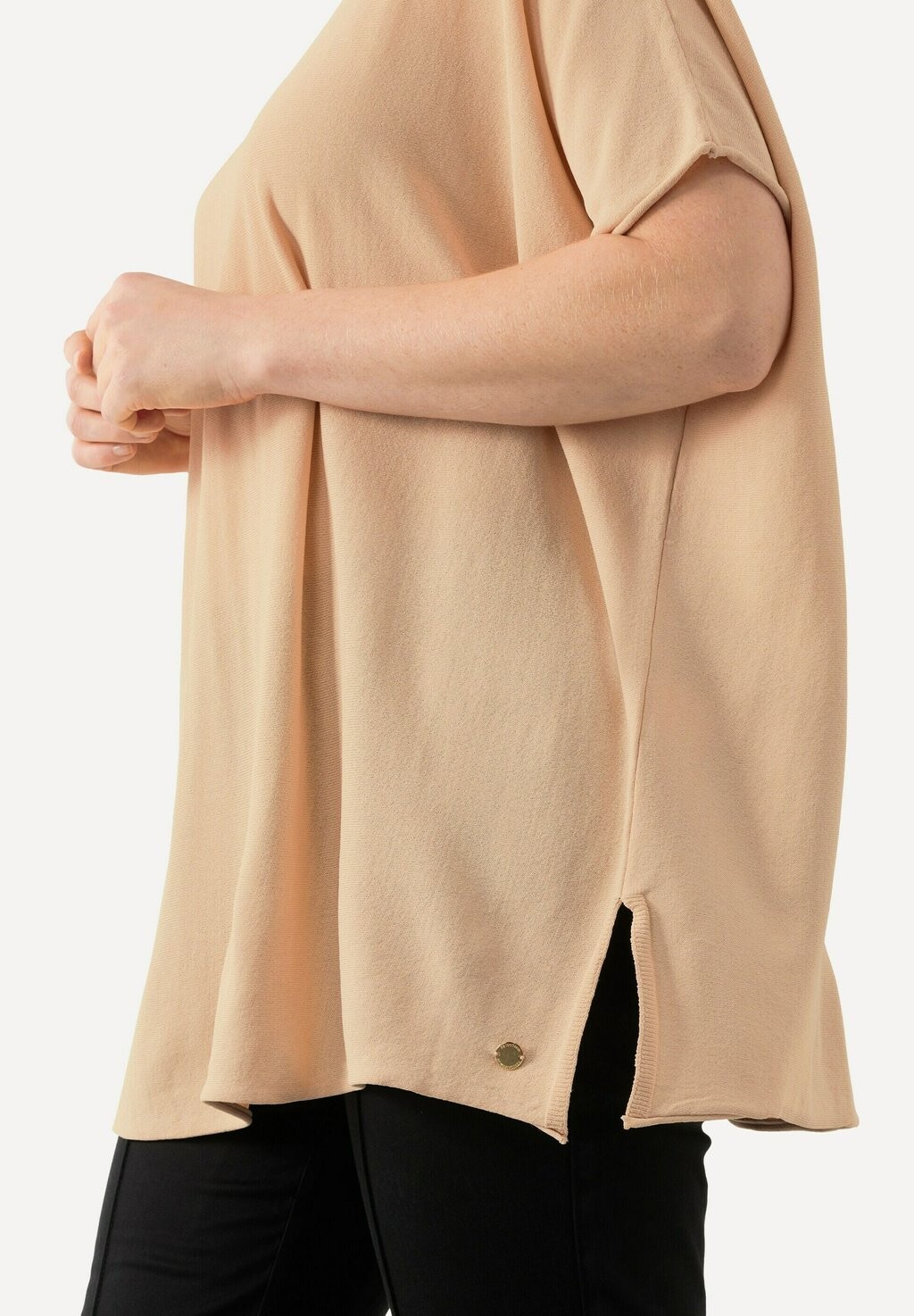 

Базовая футболка BATWING SLEEVE BOAT NECK Ulla Popken, бежевый