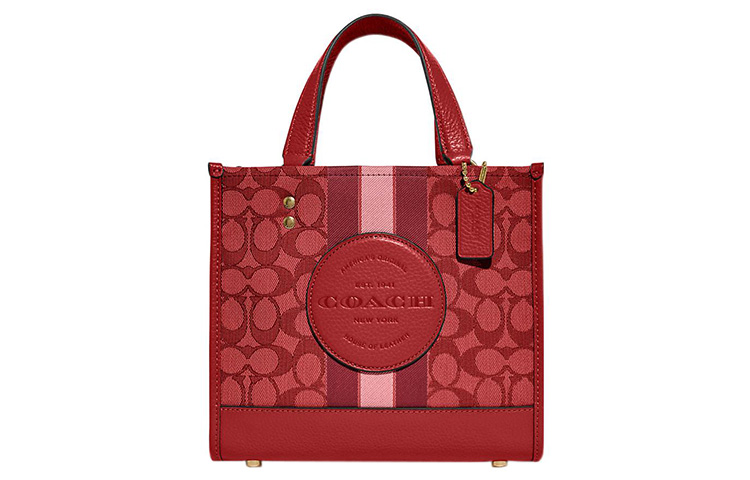 

Сумка Демпси COACH