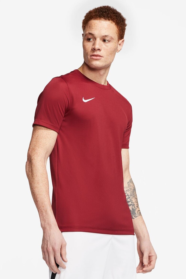 

Футболка с технологией Dri-Fit Nike, красный