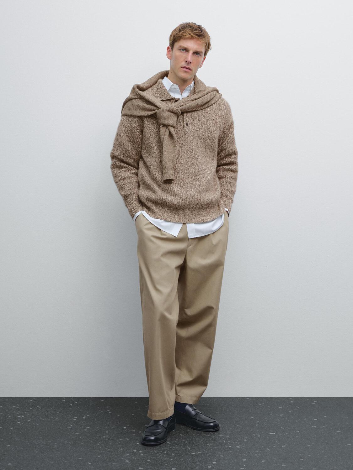 

Трикотажный свитер-поло из 100% кашемира Massimo Dutti, песочный