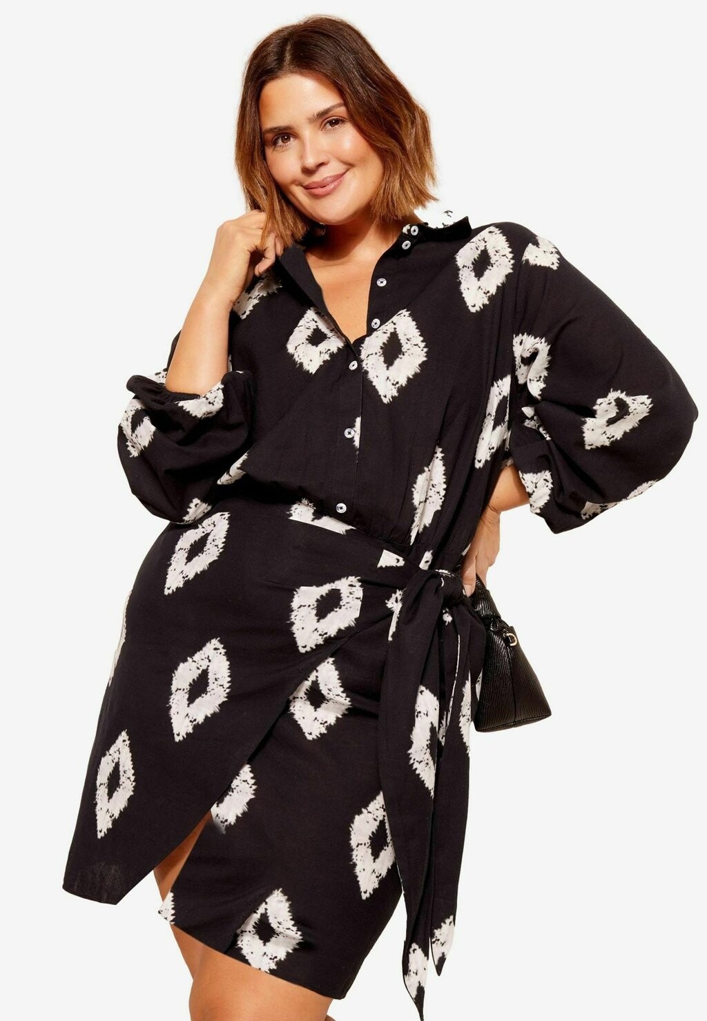 

Дневное платье COTTON LINEN MIX Curves Like These, черный
