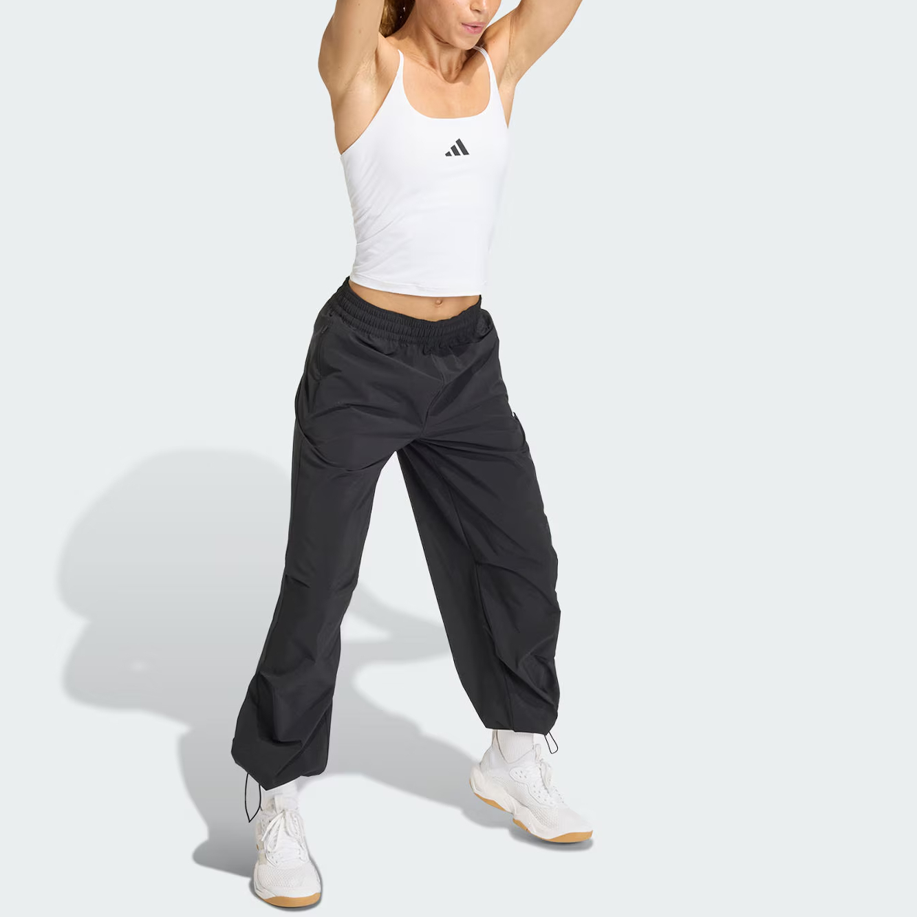 Брюки спортивные ESSENTIALS для женщин Adidas, черный — фото 2