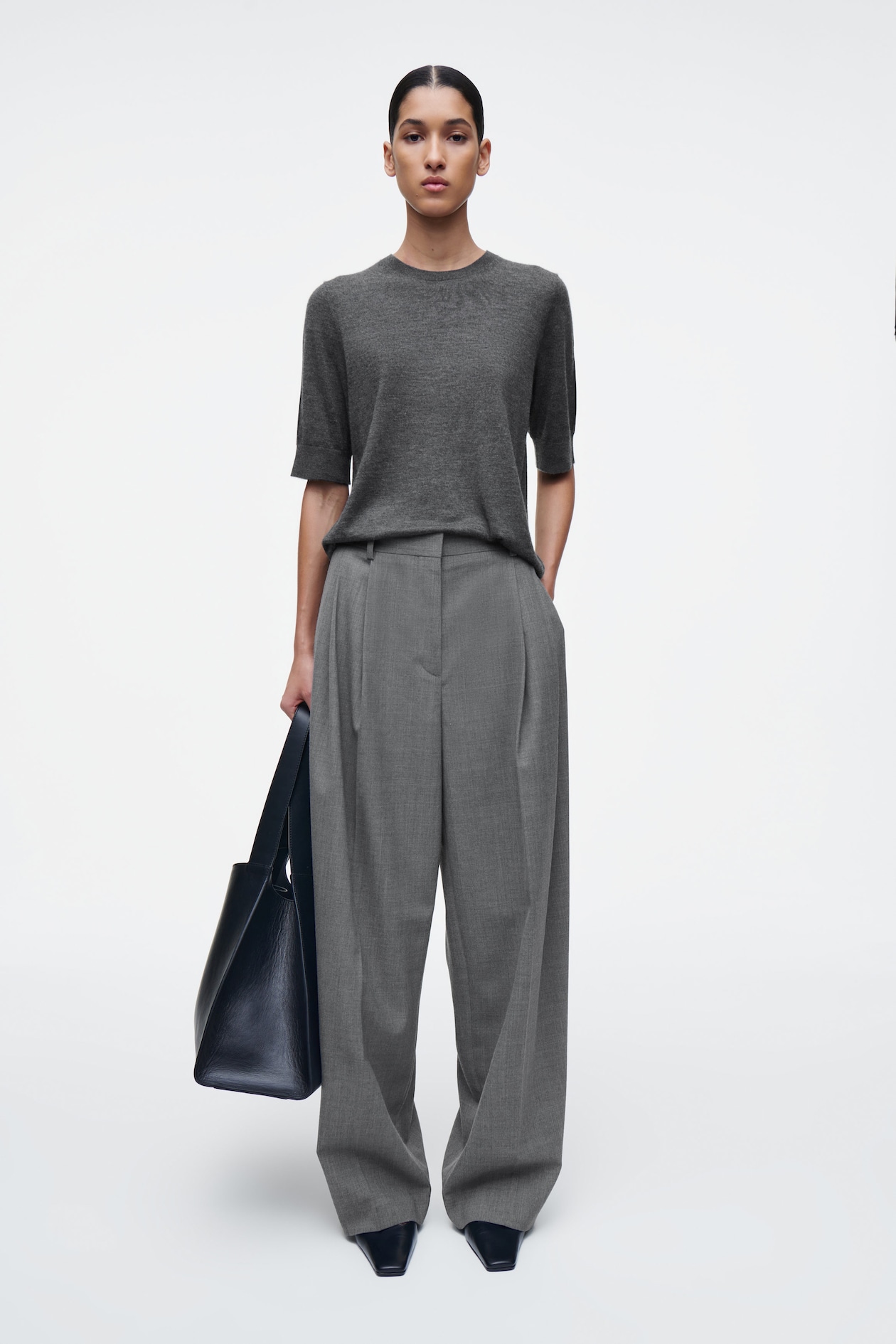

Широкие брюки из твила-relaxed fit COS, серый