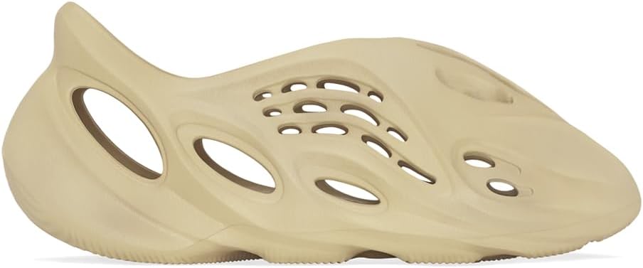 

Мужские слипоны-сандалии adidas Yeezy Foam RNR, Desert