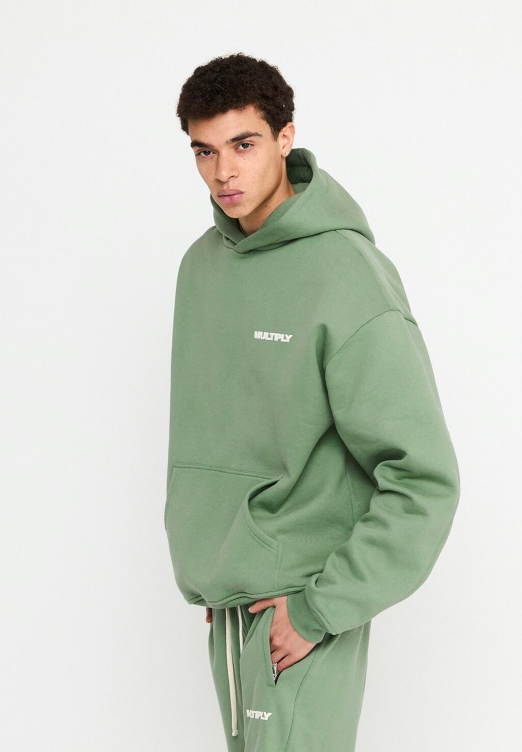 

Свитер с капюшоном MULTIPLY Multiply Apparel, зеленый