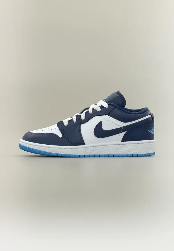 Кроссовки Air 1 Jordan, midnight navy/university blue/white, цвет темно-синий/университетский синий/белый