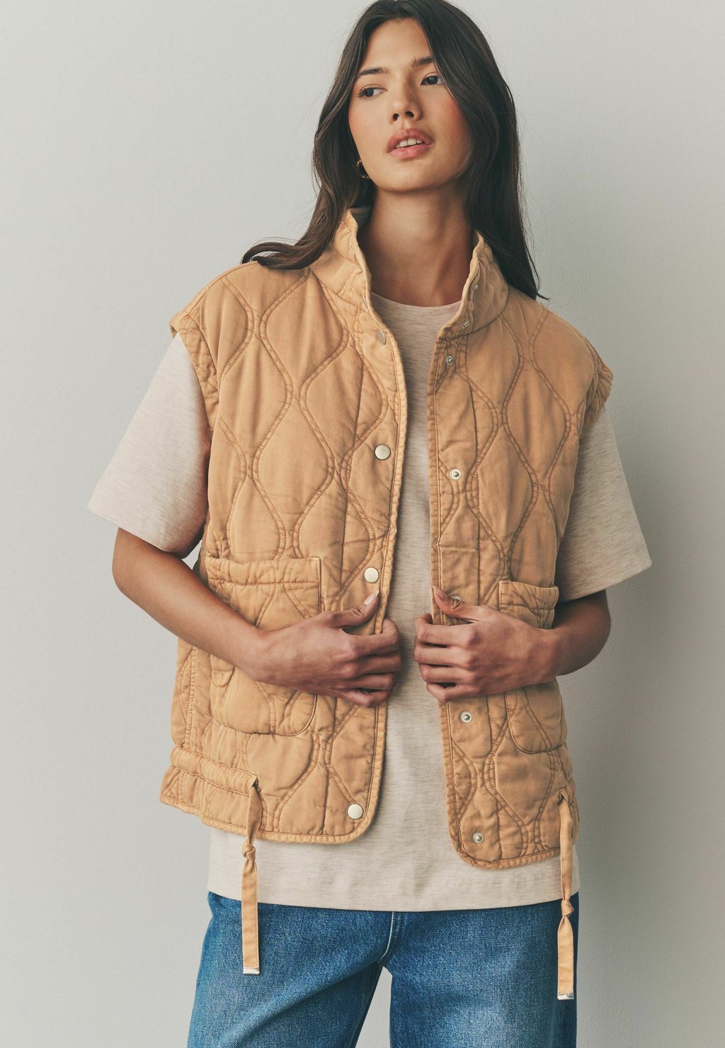 

Жилет QUILTED Next, светло-коричневый