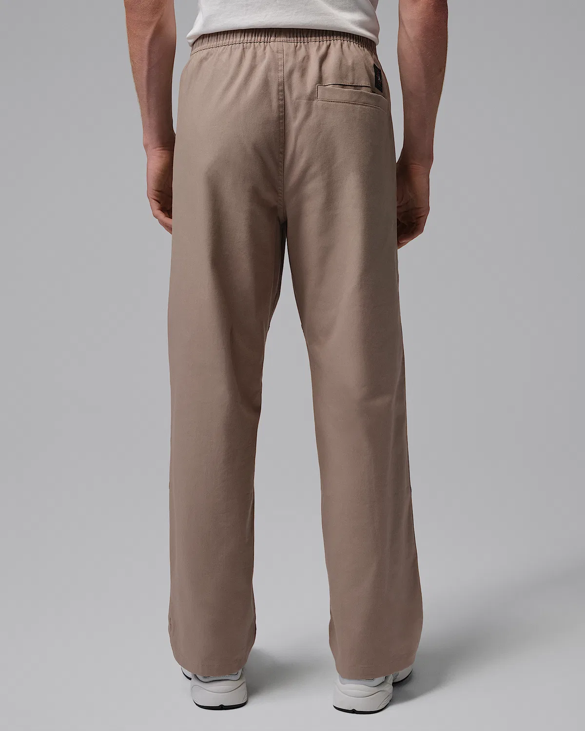 Мужские тканые штаны Jordan Essentials, Khaki/Sail — фото 2