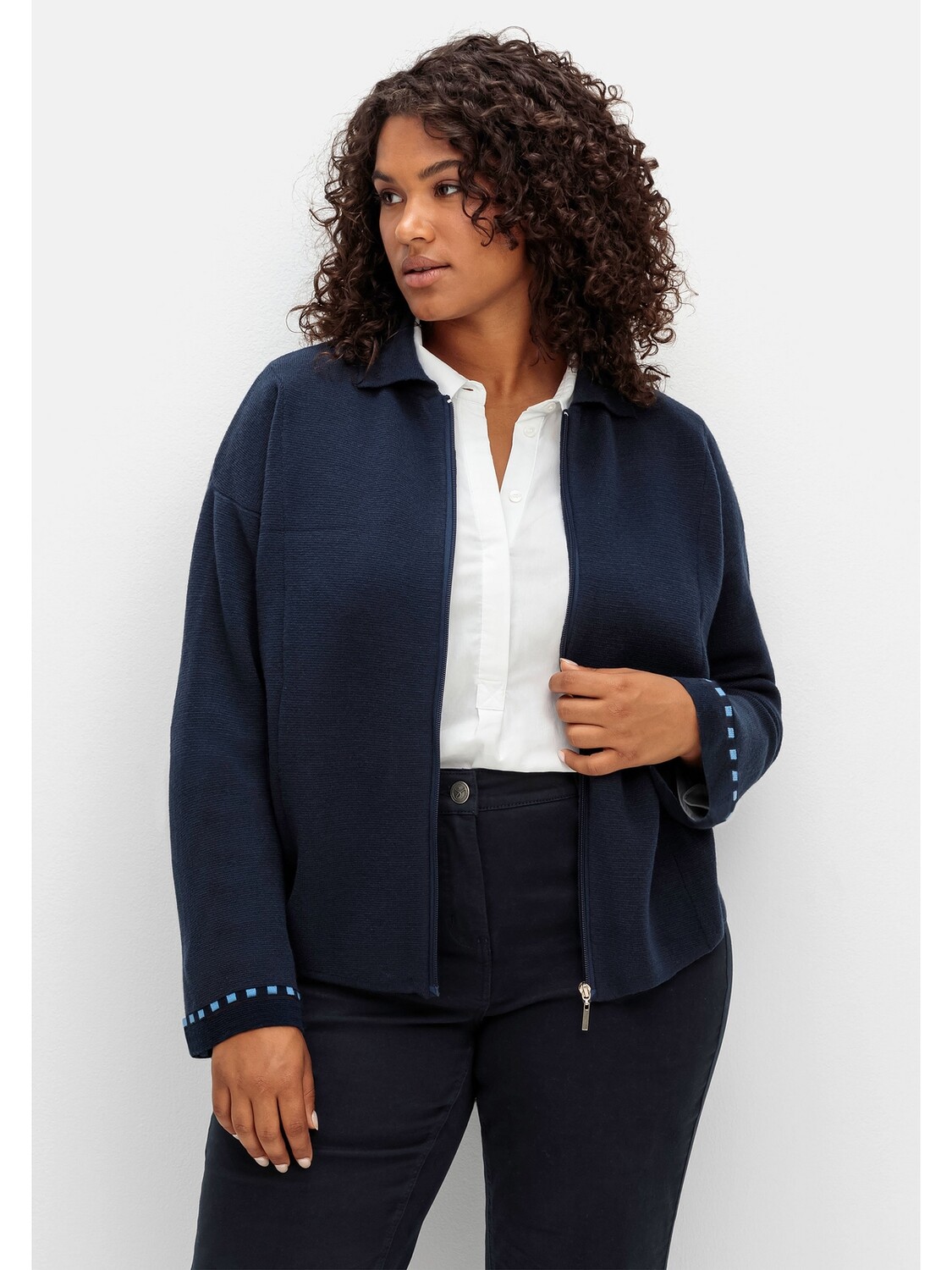 

Кардиган sheego Strickjacke, ночной синий