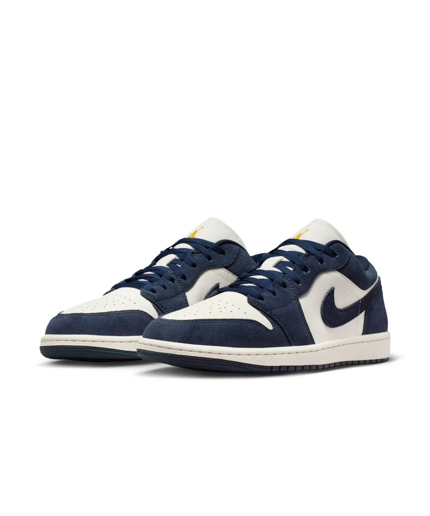 Мужские/Женские кроссовки AIR JORDAN 1 LOW SE JORDAN BRAND синие — фото 3