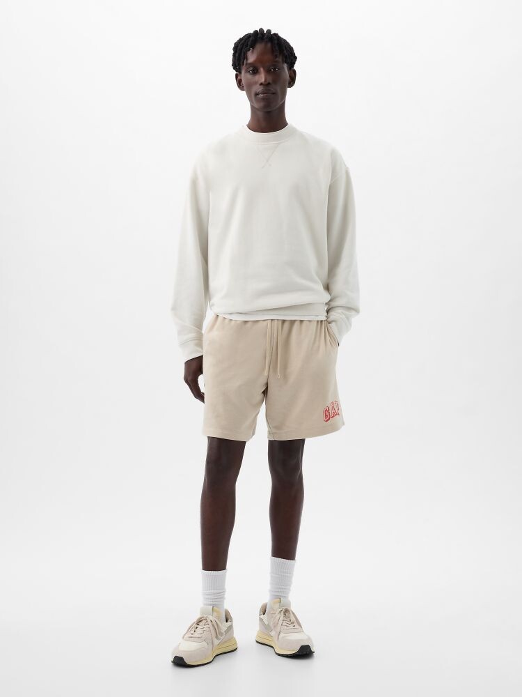 

Шорты с логотипом Gap, бежевый