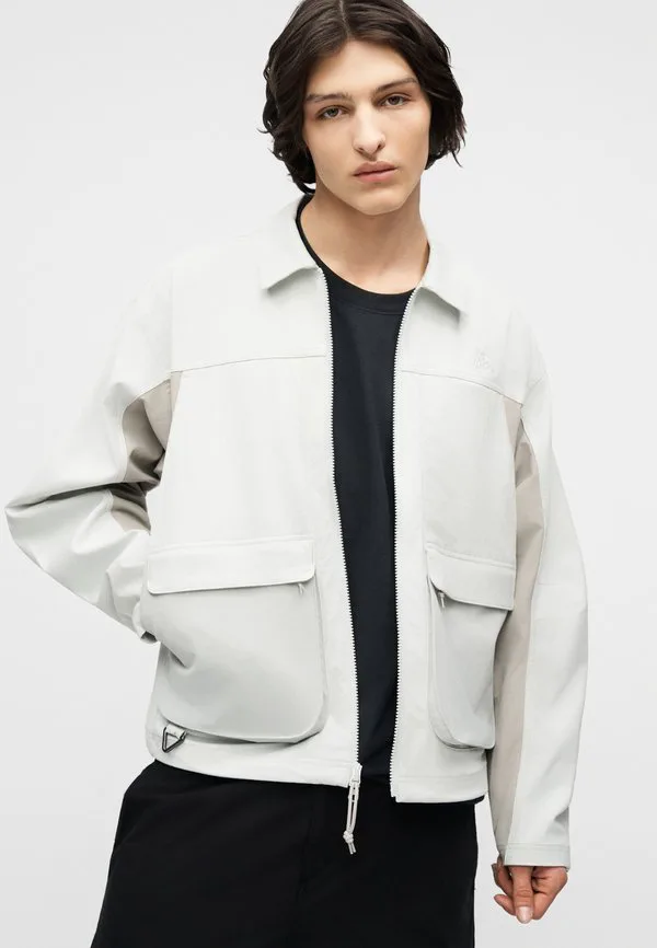 Куртка смита для межсезонья Nike Acg, Photon Dust/Grey Fog/College Grey/Summit White — фото 4