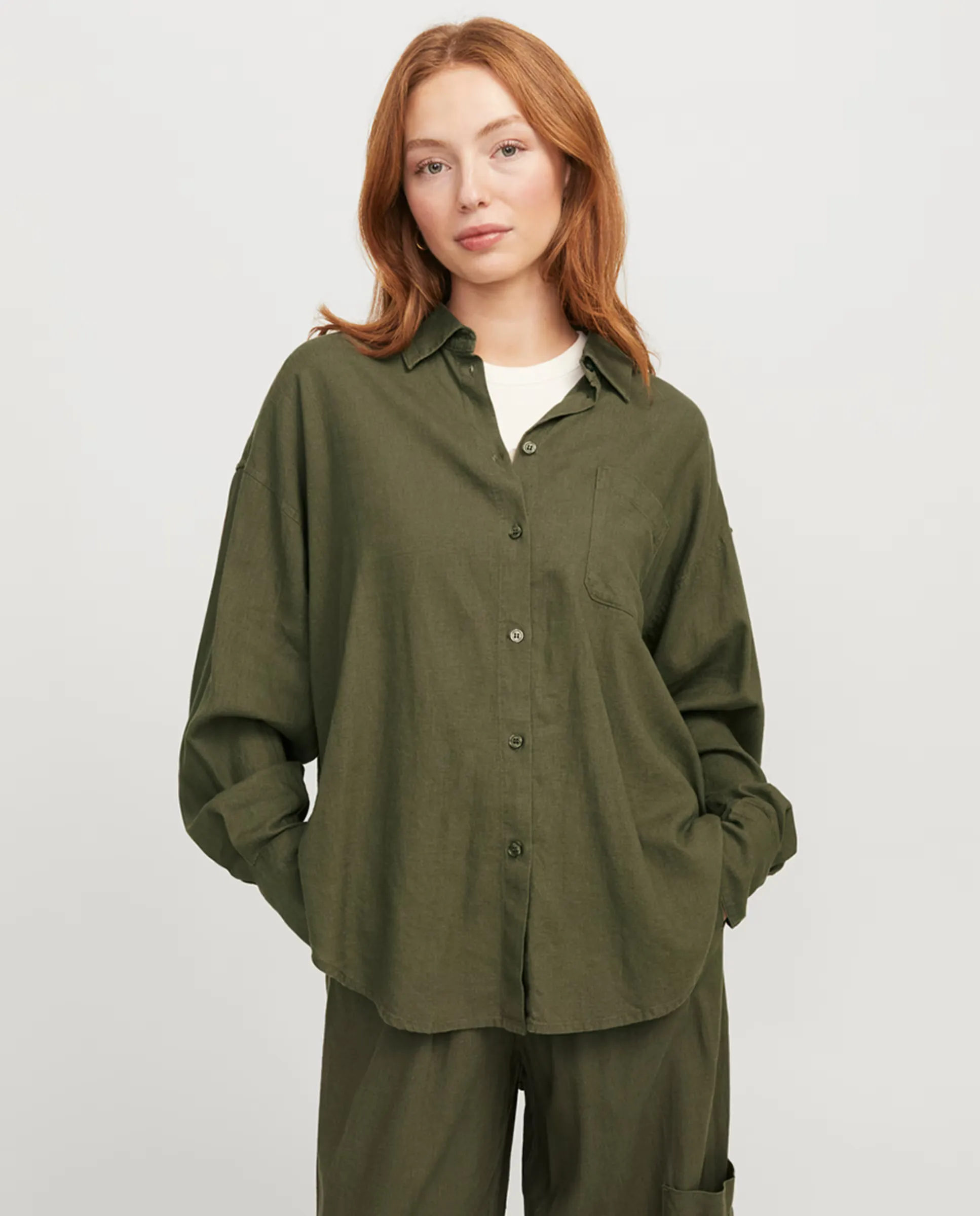 

Женская рубашка с длинными рукавами оверсайз Jack & Jones, темно-зеленый
