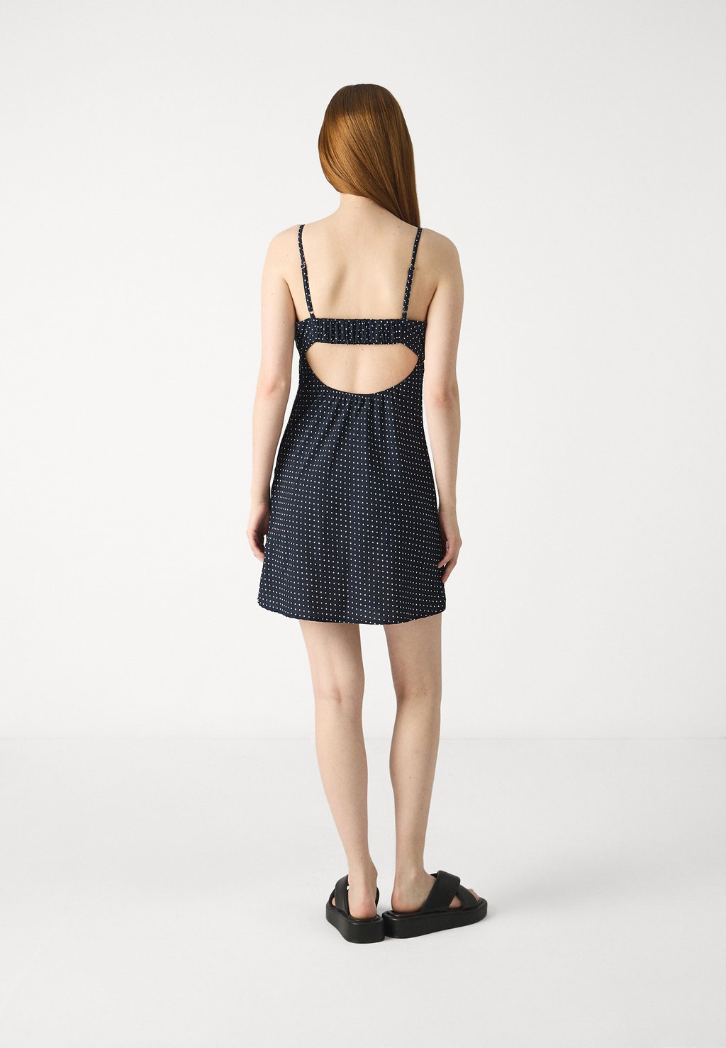 

Повседневное платье BARE MINI DRESS Hollister Co., темно-синий