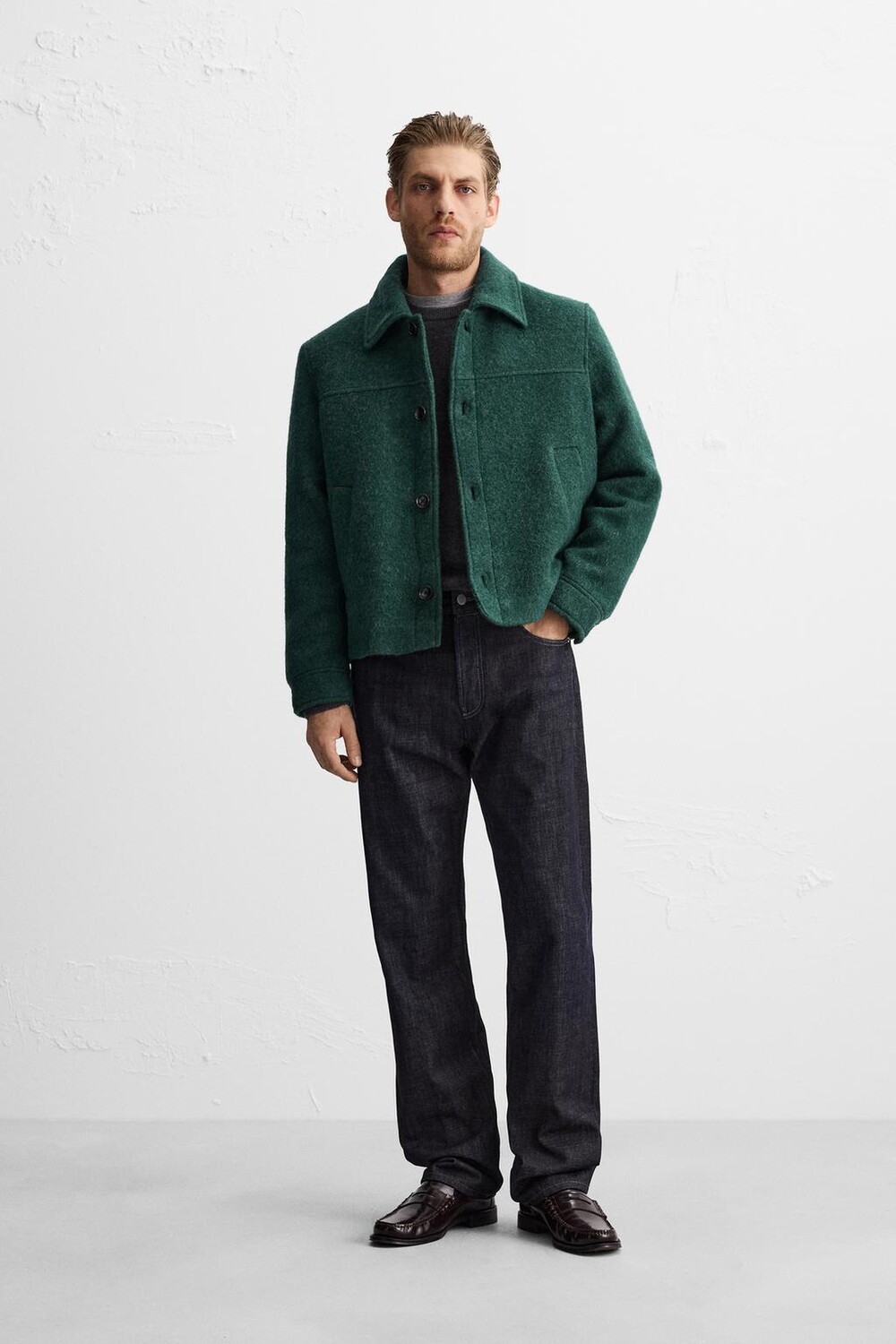 

Куртка с текстурой с начинкой ZARA, зеленый/синий