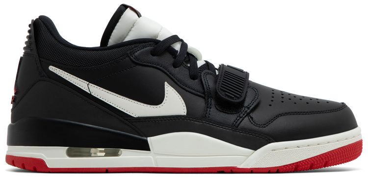 

Кроссовки Air Jordan Jordan Legacy 312 Low 'Black Sail University Red', черный