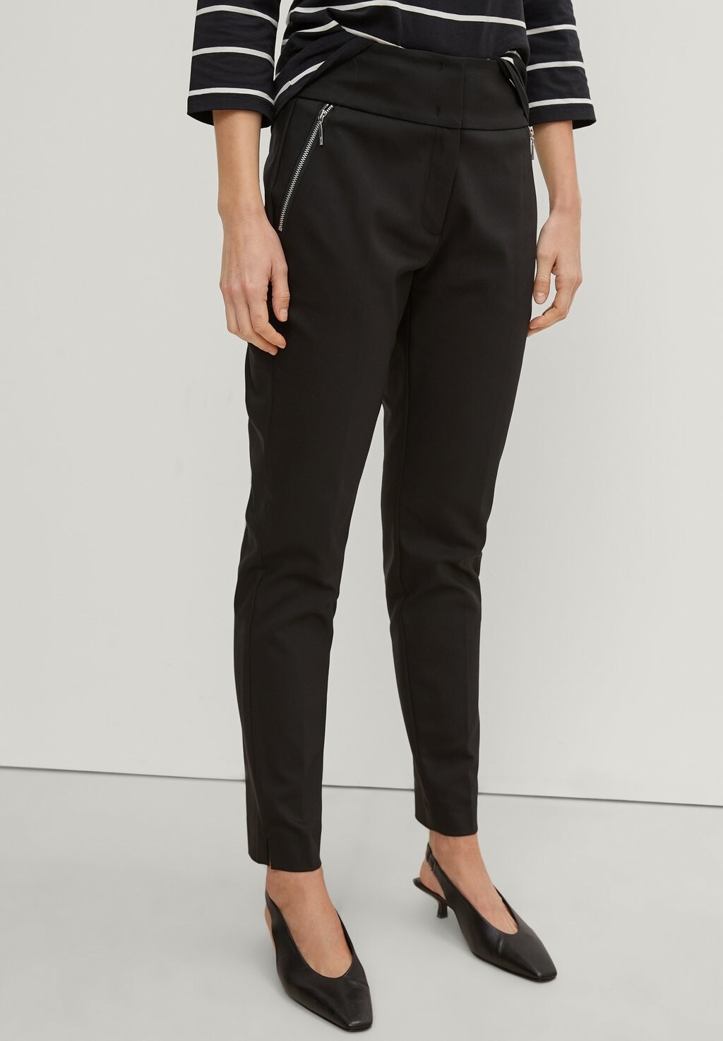 

Брюки SLIM CIGARETTE comma, цвет black
