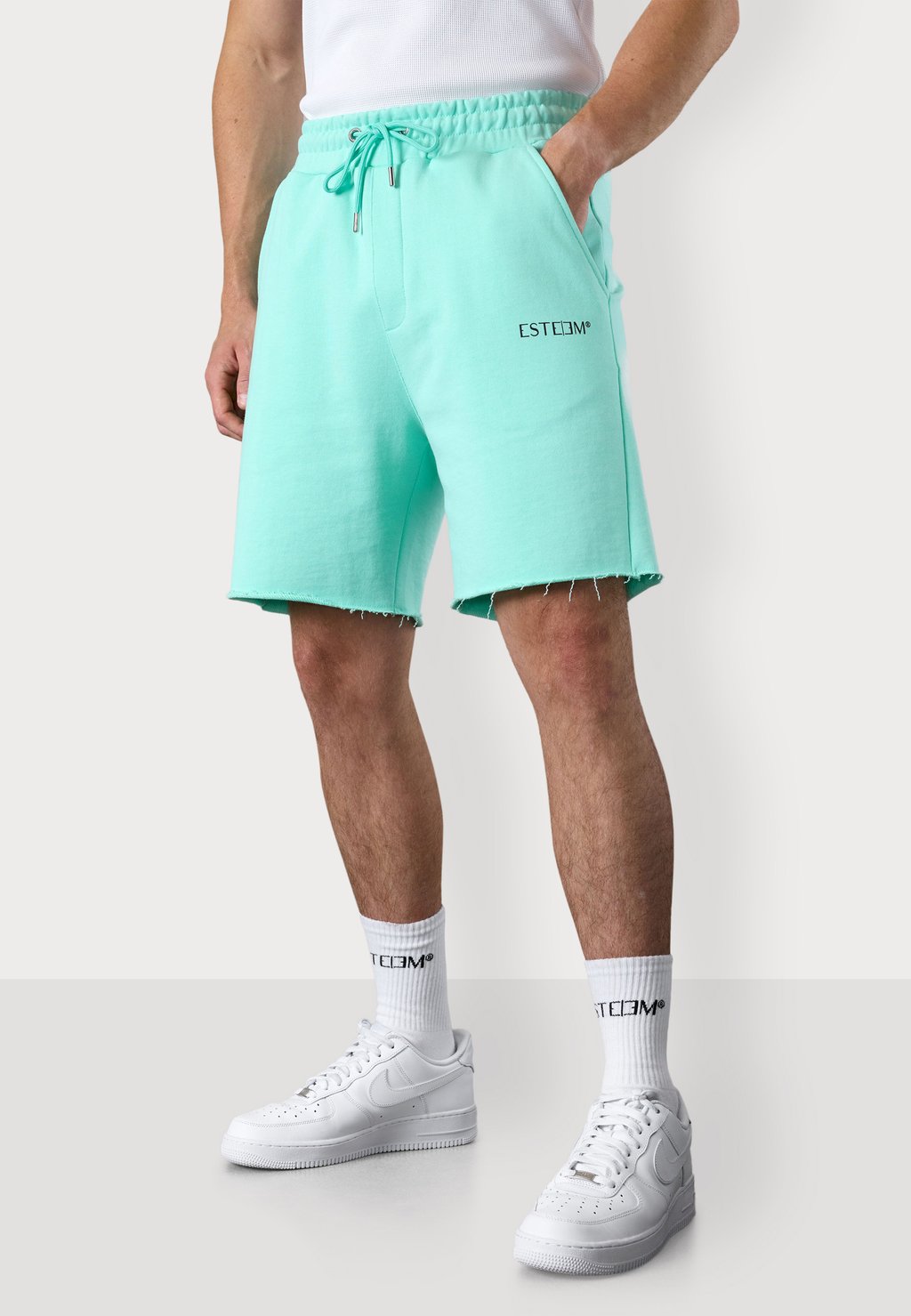 

Шорты Tracksuit bottoms ESTEEM, зеленый