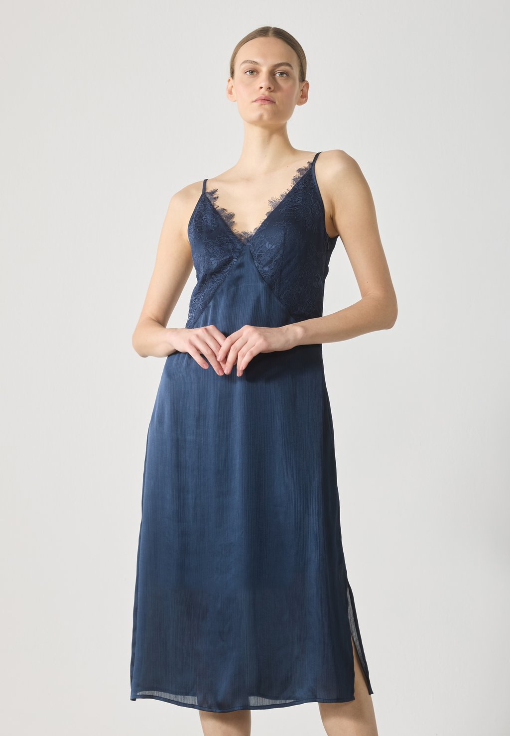 

Коктейльное/вечернее платье Anna Field by Zalando, темно-синий
