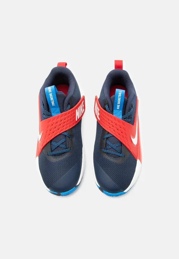 Баскетбольные кроссовки team hustle Nike Performance, Tm Navy/Sail/University Red/Photo Blue — фото 4
