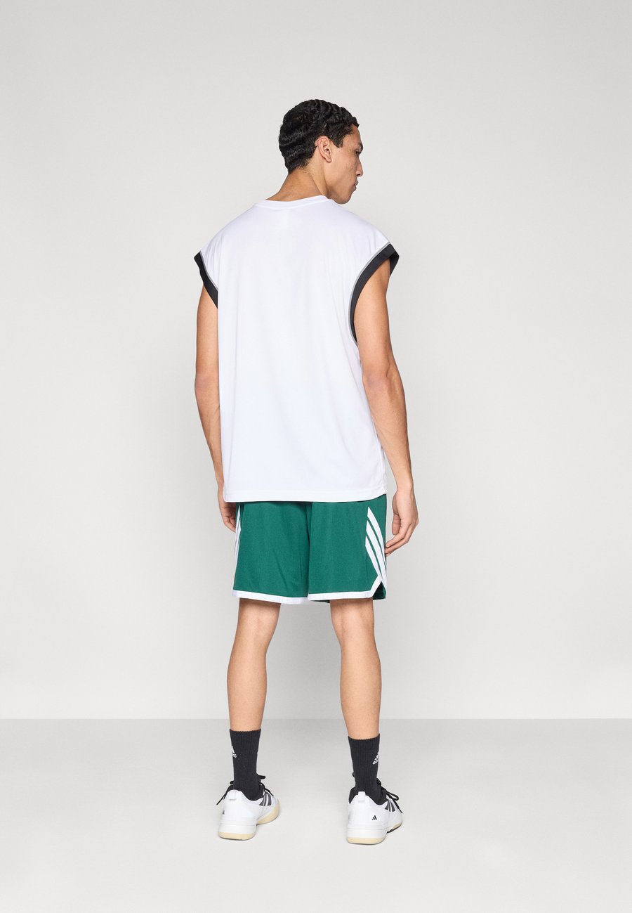 Спортивные шорты Adidas Performance EVERYDAY PRO SHORT, Team Dark Green/White/Dark Green — фото 3