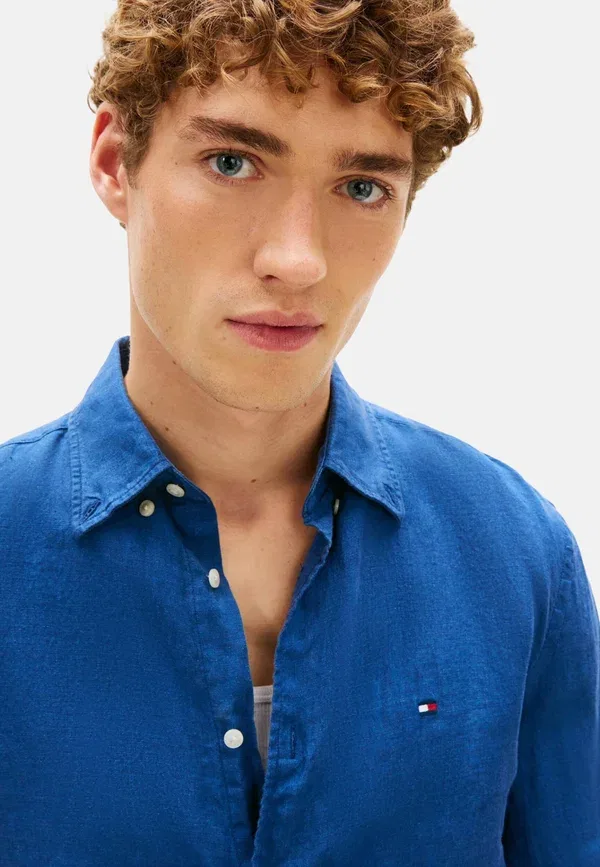 Футболка Tommy Hilfiger Pigment dyedli soli shirt, синий джинсовый — фото 4