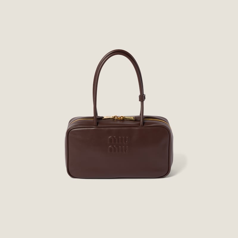 

Красивая кожаная сумочка Miu Miu, коричневый
