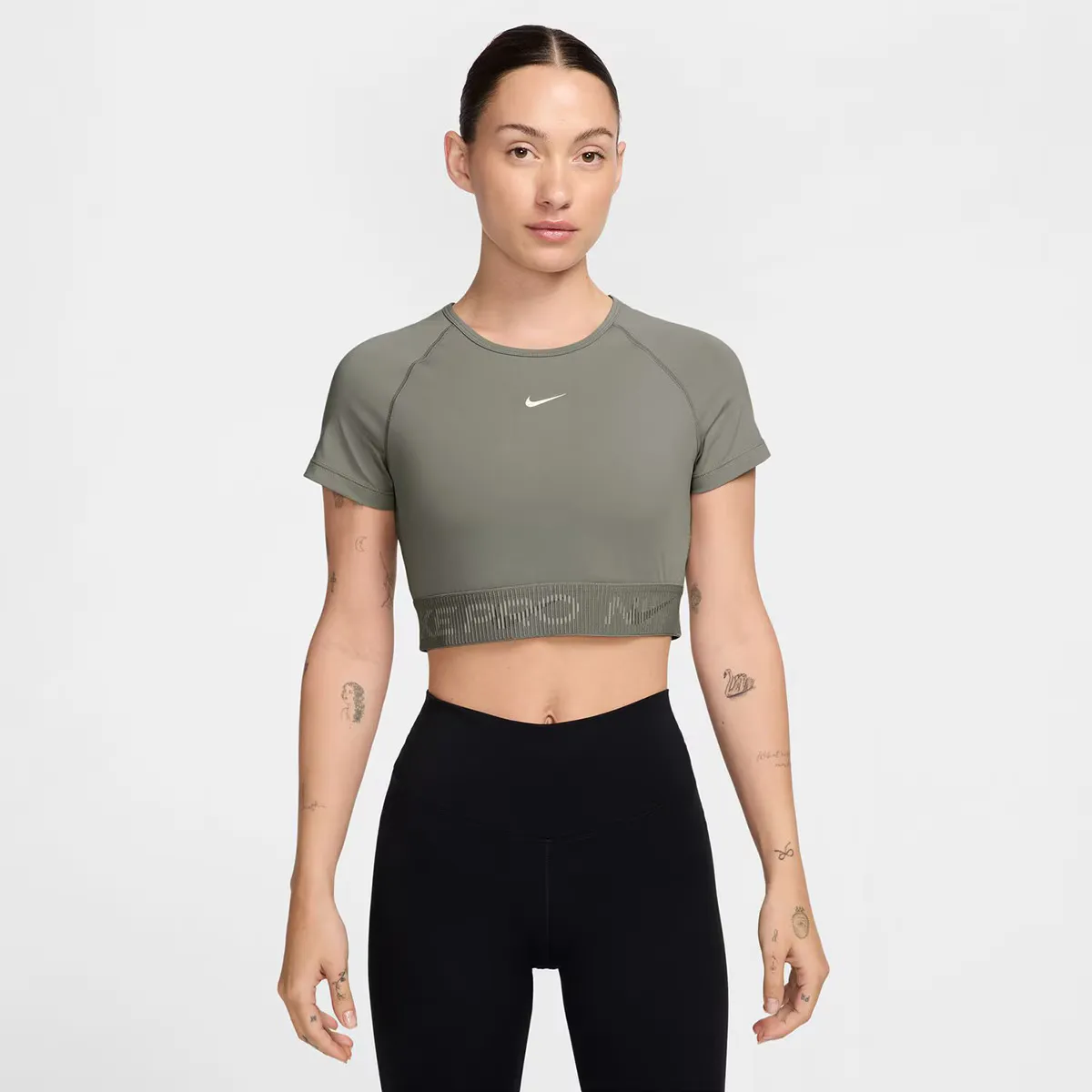 

Женская футболка Pro Nike, цвет Kaki