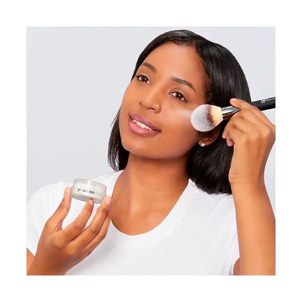 Рассыпчатая пудра для размытия пор Bye Bye Pores It Cosmetics, цвет traslúcido — фото 4