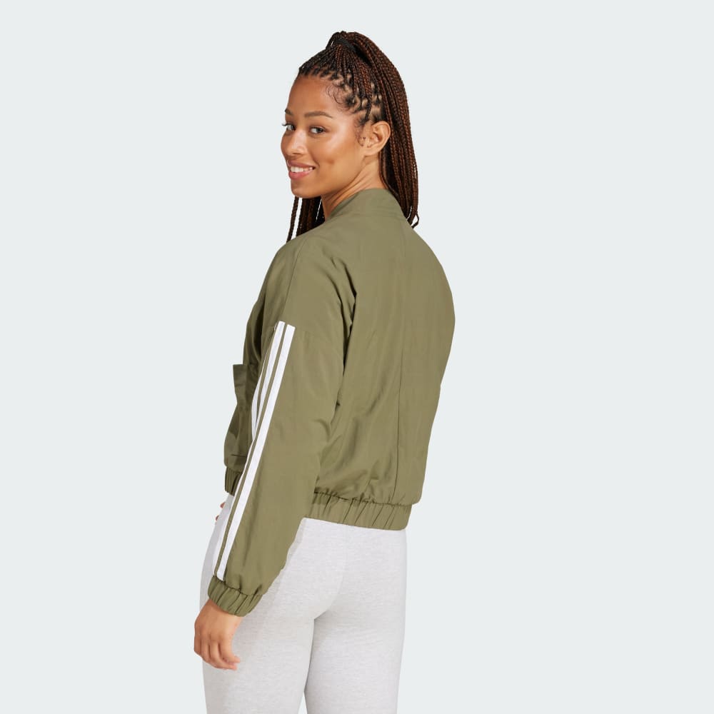 Бомбер Adidas Essentials 3-Stripes Lifestyle Woven Bomber Jacket, цвет Olive Strata/White — фото 2