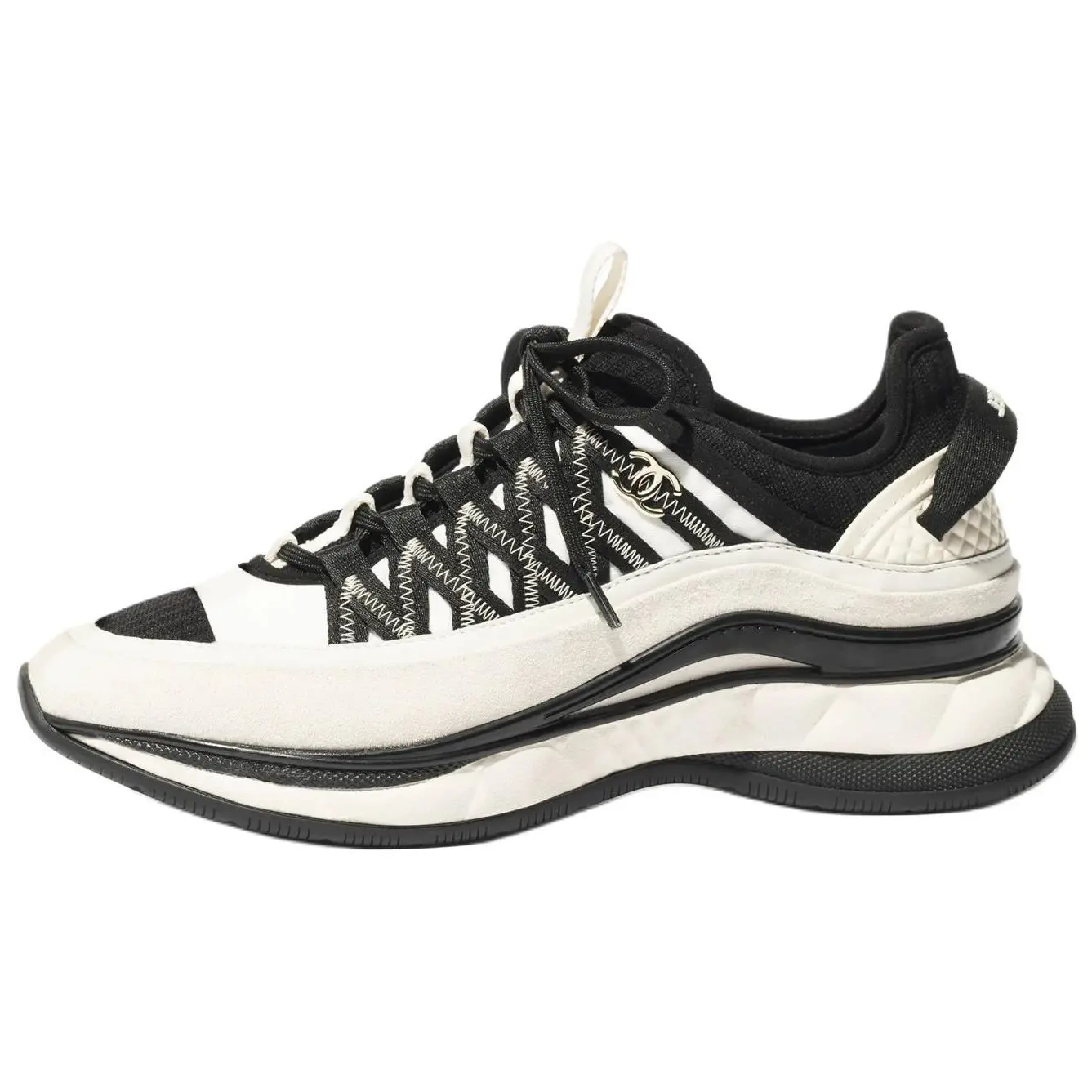 CHANEL 25C Low top Casual Shoes Women's White