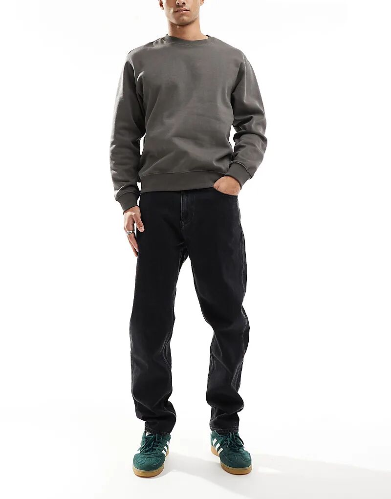 

Джинсы Tommy Jeans Isaac slim fit черного цвета со свободным кроем